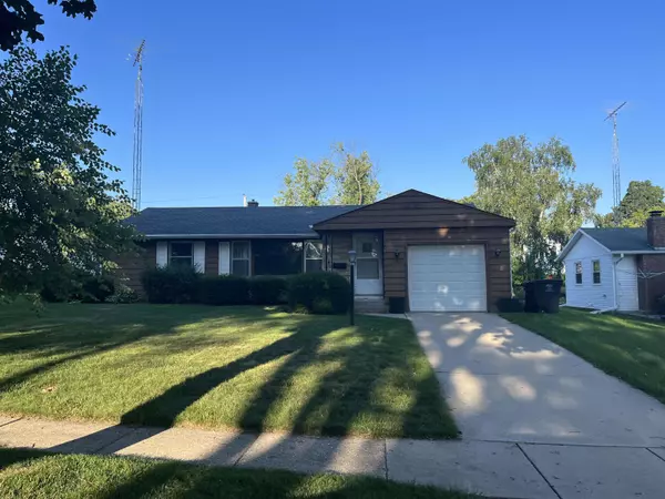 132 S Braun St, Jefferson, WI 53549-2106