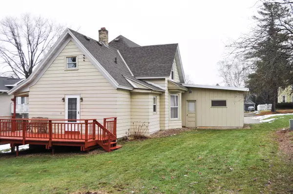 Mount Horeb, WI 53572,104 N 4th St