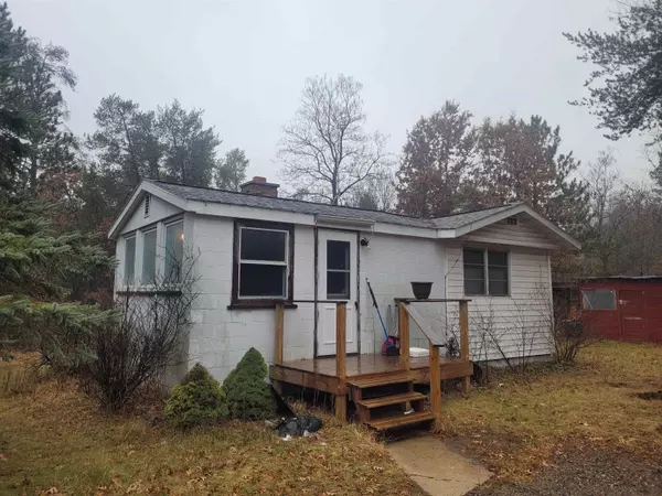 W5174 Robin Ct,  Necedah,  WI 54646