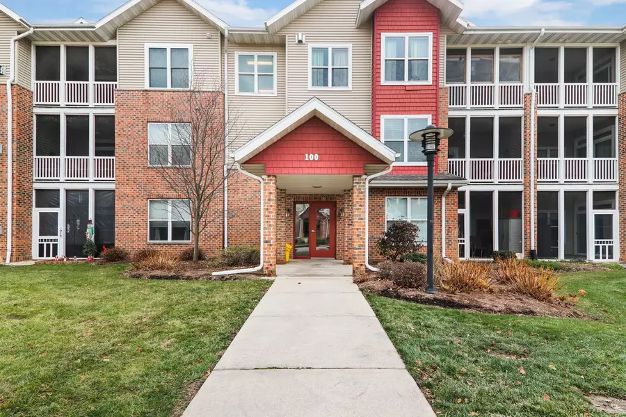 100 Femrite Dr #303, Monona, WI 53716