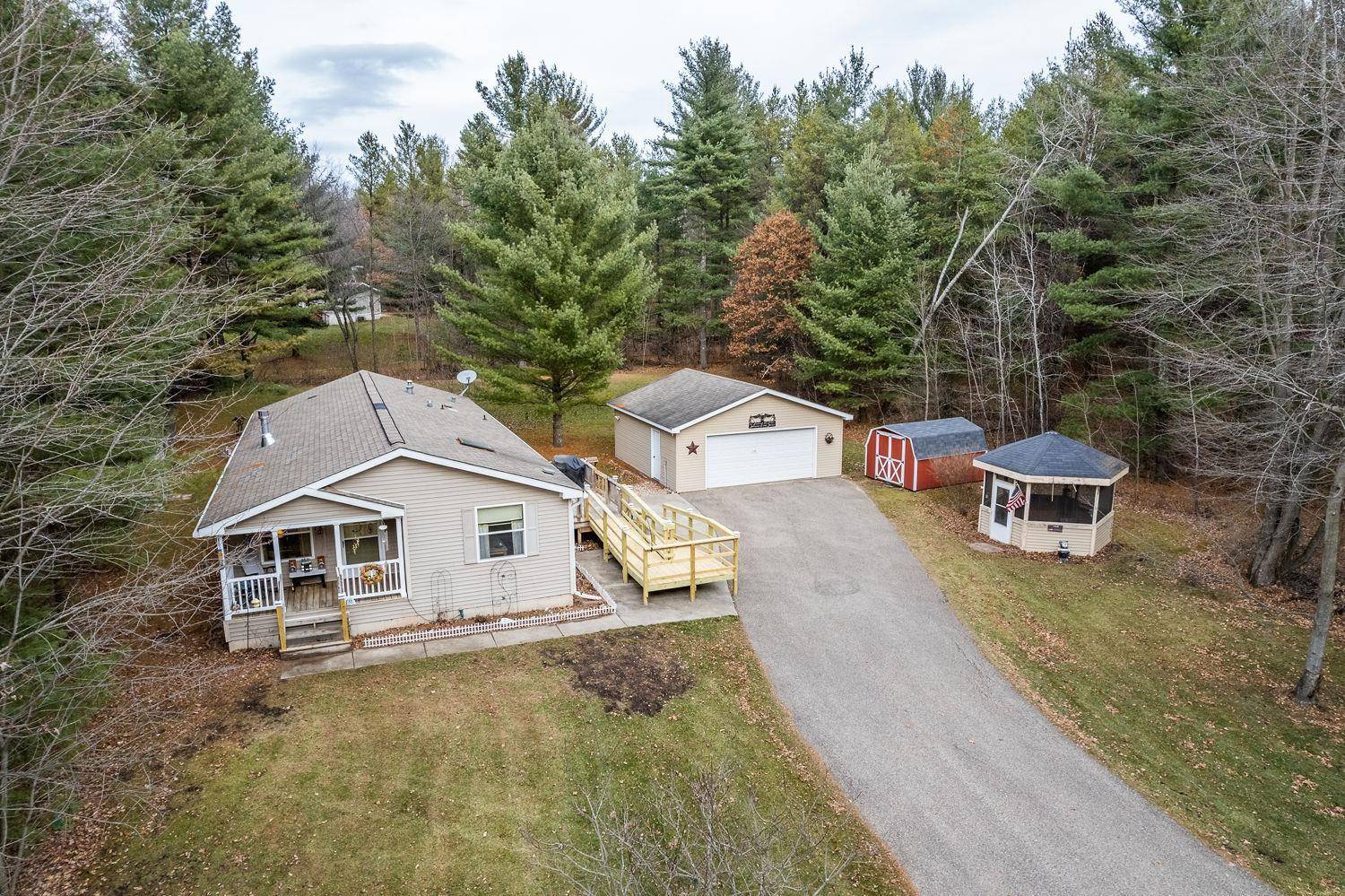 Wisconsin Dells, WI 53965,1366 Fur Dr