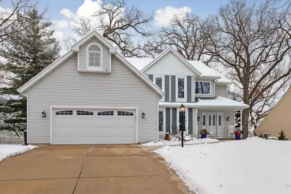 1303 Sundt Ln, Stoughton, WI 53589