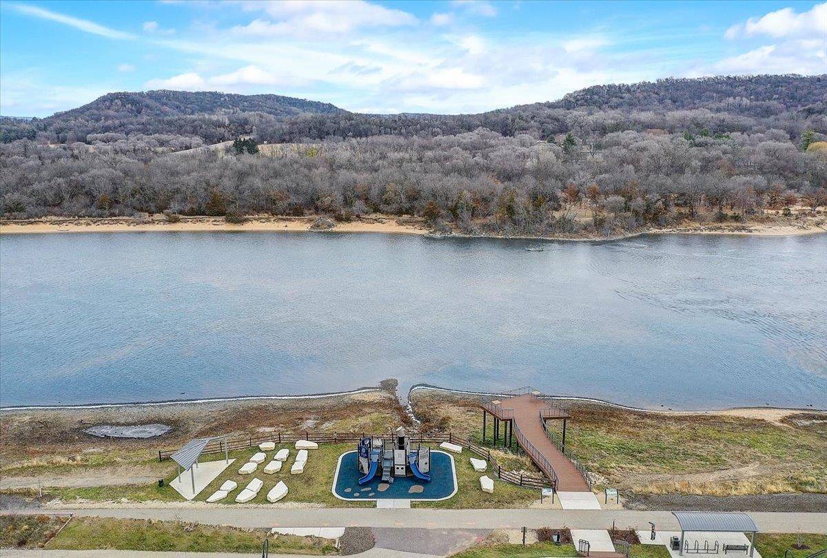 Sauk City, WI 53583,212 Falcon Court