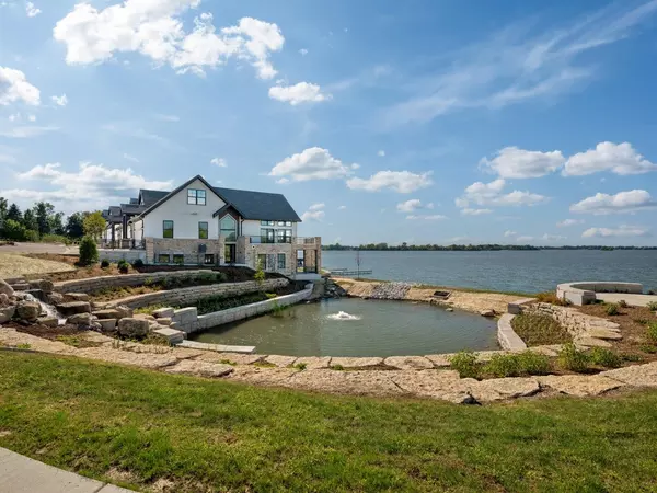 Beaver Dam, WI 53916,216 Lakeview Lane