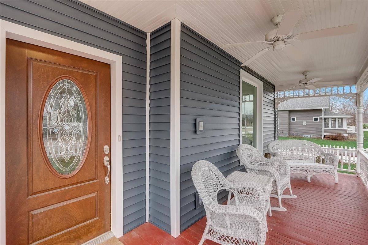 Spring Green, WI 53588,450 N Cincinnati St