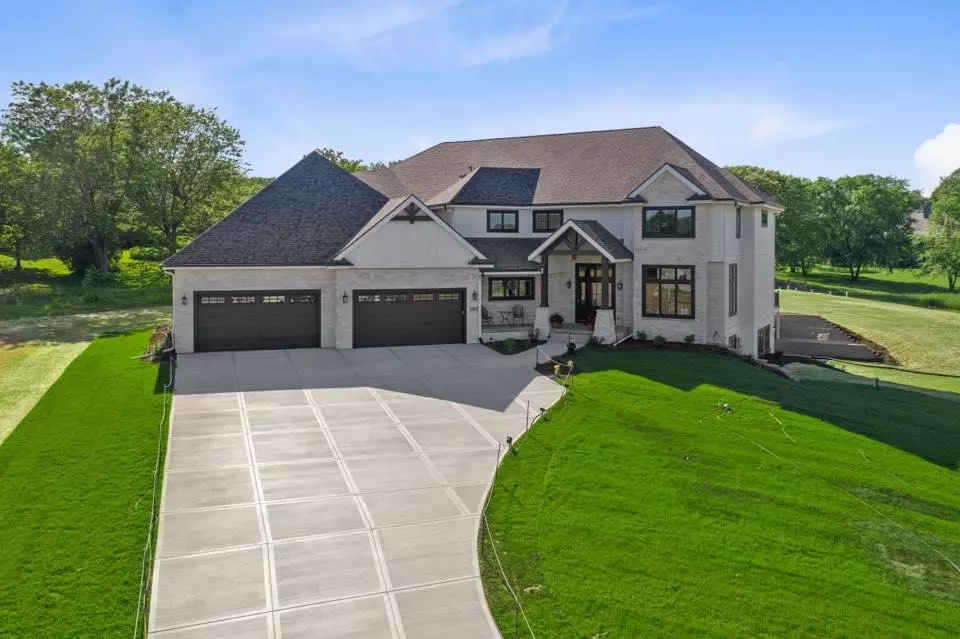 Verona, WI 53593,7688 Badger Run Court