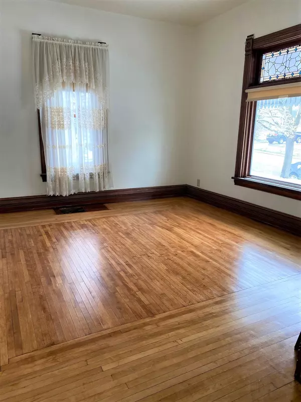 Cambria, WI 53923,229 S Madison St