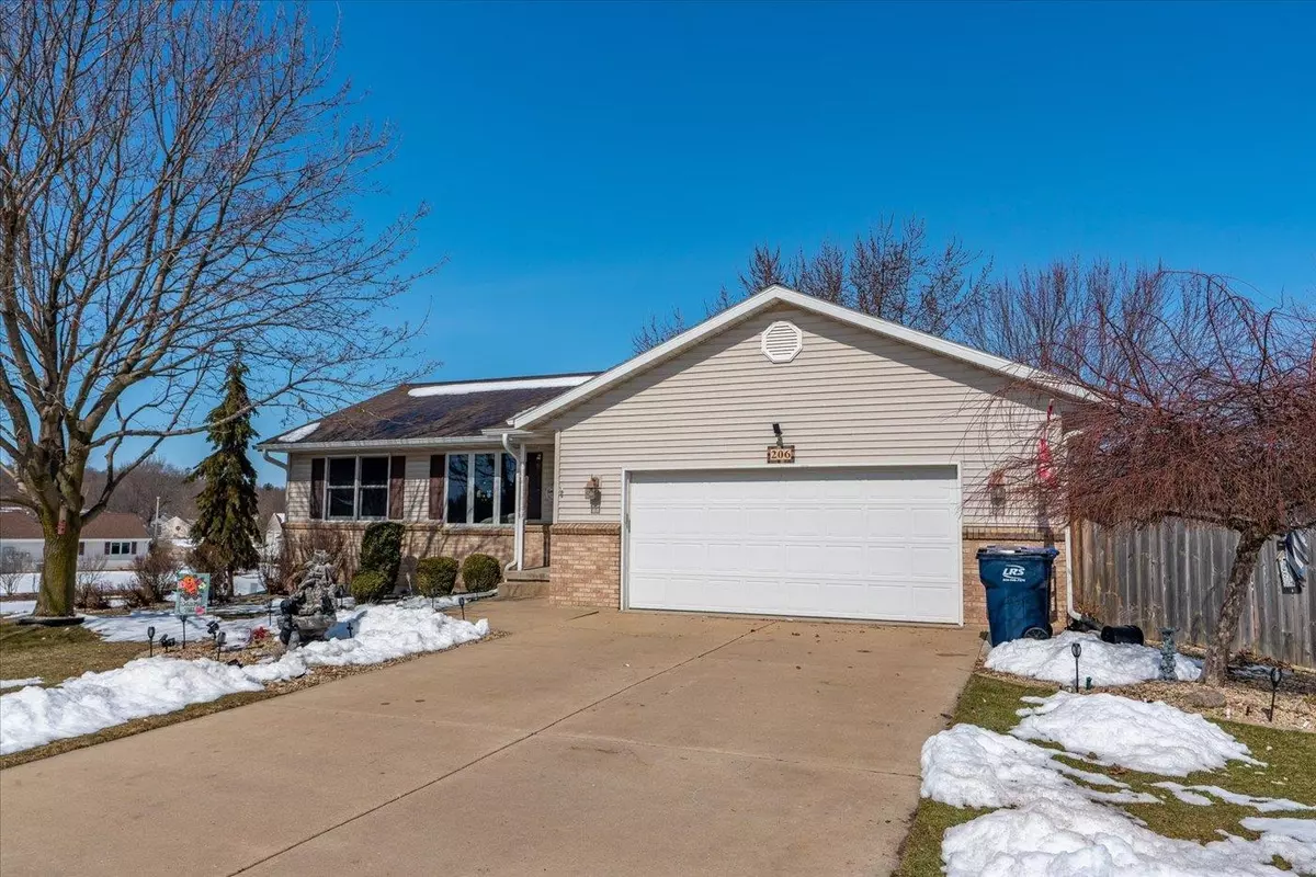 Deerfield, WI 53531,206 Neli Ct