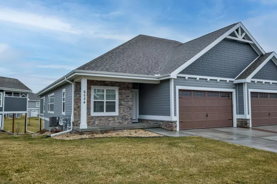 6524 Conservancy Ct, Deforest, WI 53532