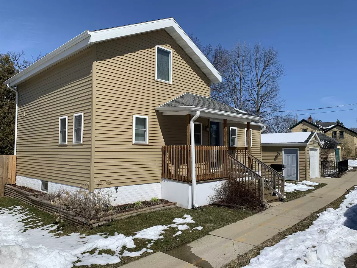 Waterloo, WI 53594,345 Pierce St