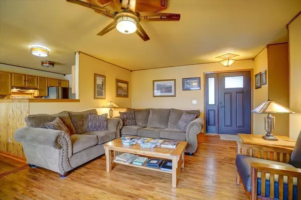 Marshall, WI 53559,656 Meadowview Ln