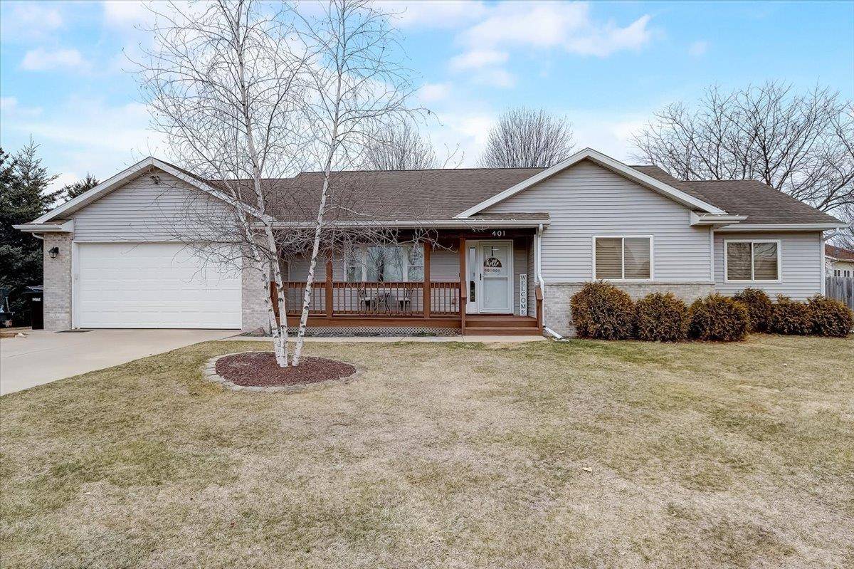 401 Dalogasa Dr, Arena, WI 53503