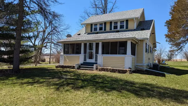 2320 McKinley Ave, Beloit, WI 53511-9999