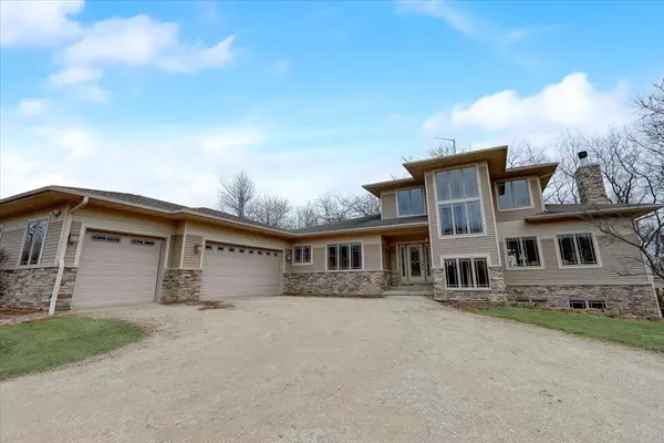 Waterloo, WI 53594,W8889 Stoney Brook Road