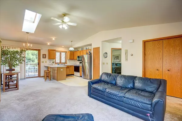 Cottage Grove, WI 53527,105 W Parkview St