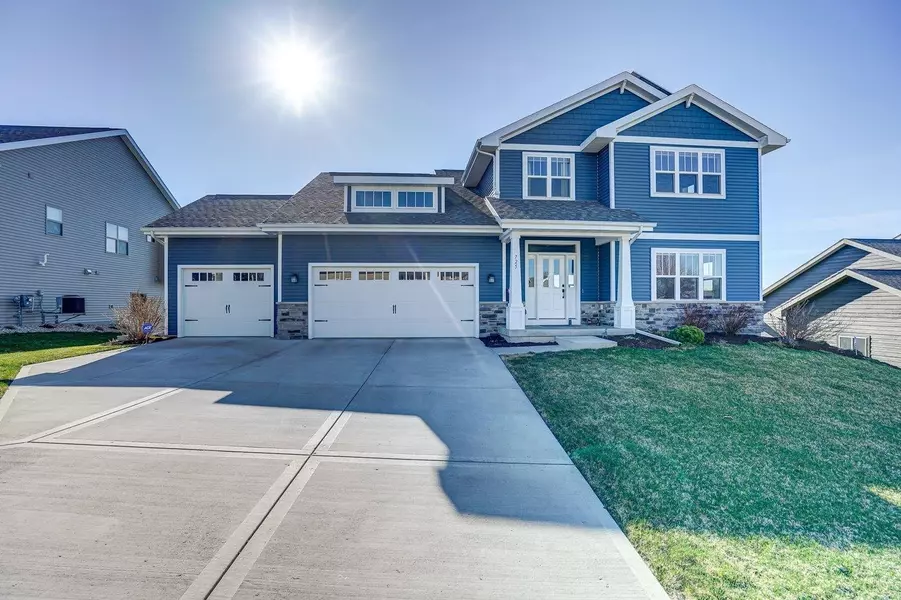 725 Maple Drive, Mount Horeb, WI 53572-3334