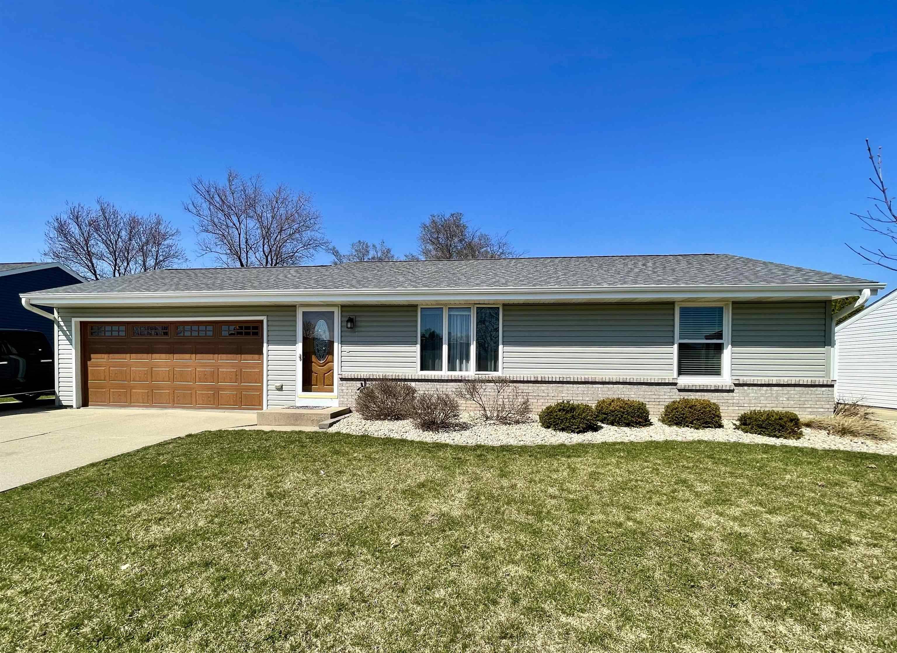 1708 Arbutus St,  Janesville,  WI 53546