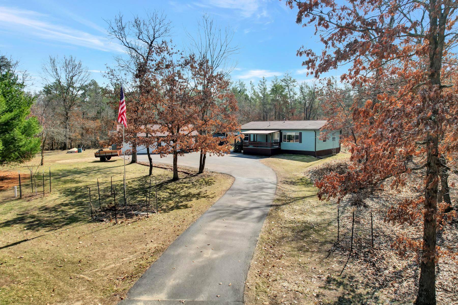3676 9th Ave, Wisconsin Dells, WI 53965