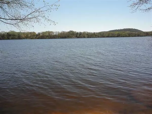 Merrimac, WI 53561,E12603 Kilpatrick Point Drive