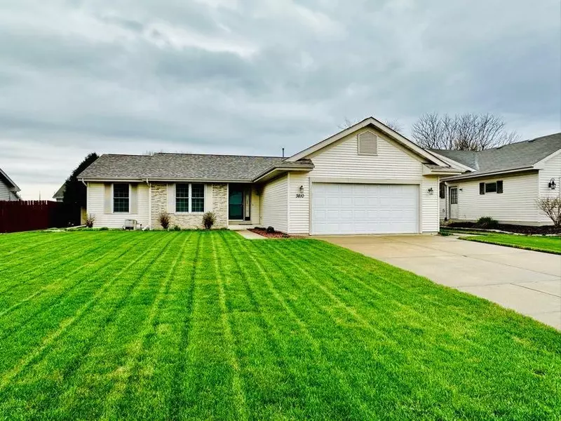 3810 Pintail Dr, Janesville, WI 53546