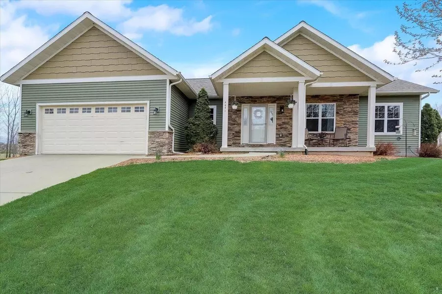 4471 Brookview Court, Windsor, WI 53598