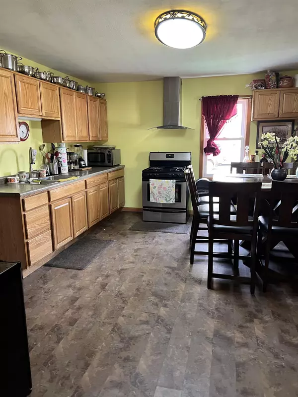 Beaver Dam, WI 53916,260 Walnut Street