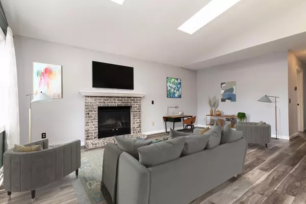 Madison, WI 53719,9 Sedona Ct