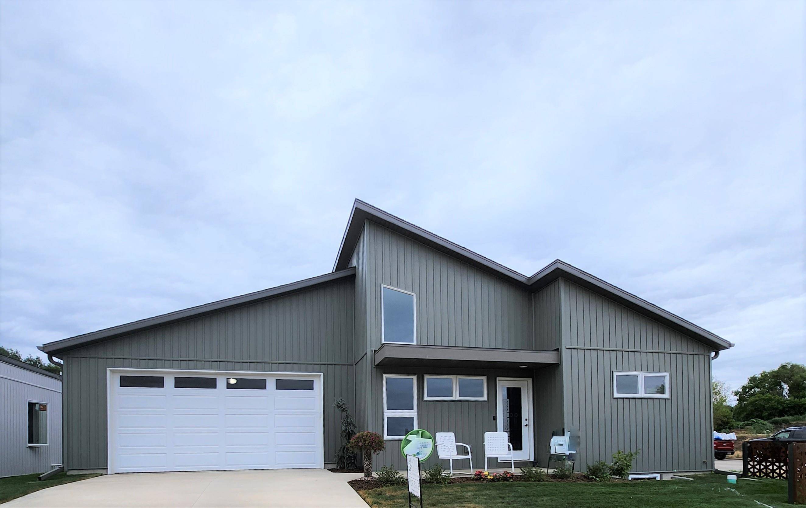 404 Sandmar Drive, Ripon, WI 54971