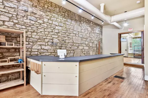 Mineral Point, WI 53565,231 High Street