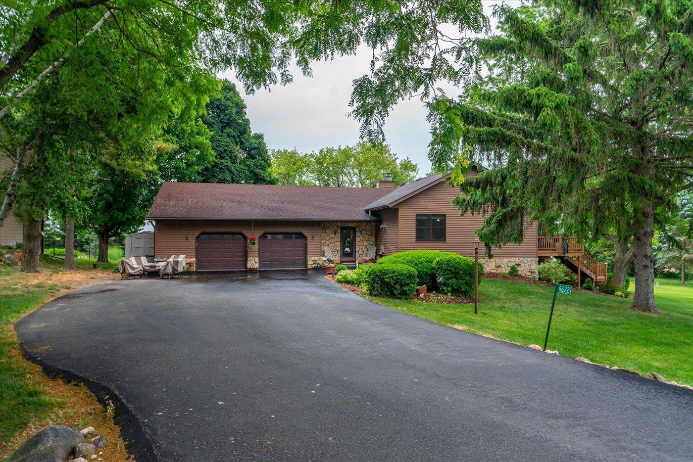 Deforest, WI 53532,6622 Mill Race Trail