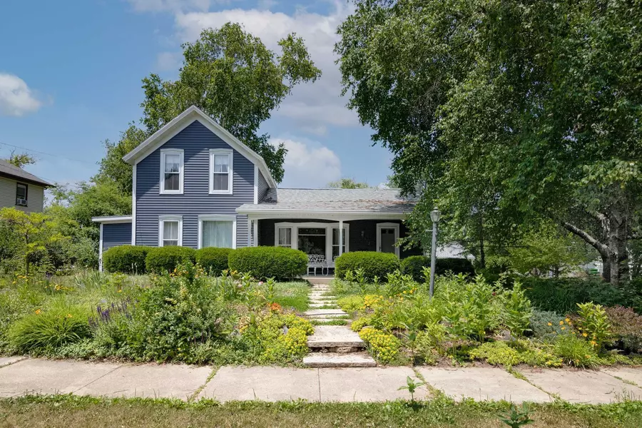 312 W Milwaukee Avenue, Fort Atkinson, WI 53538