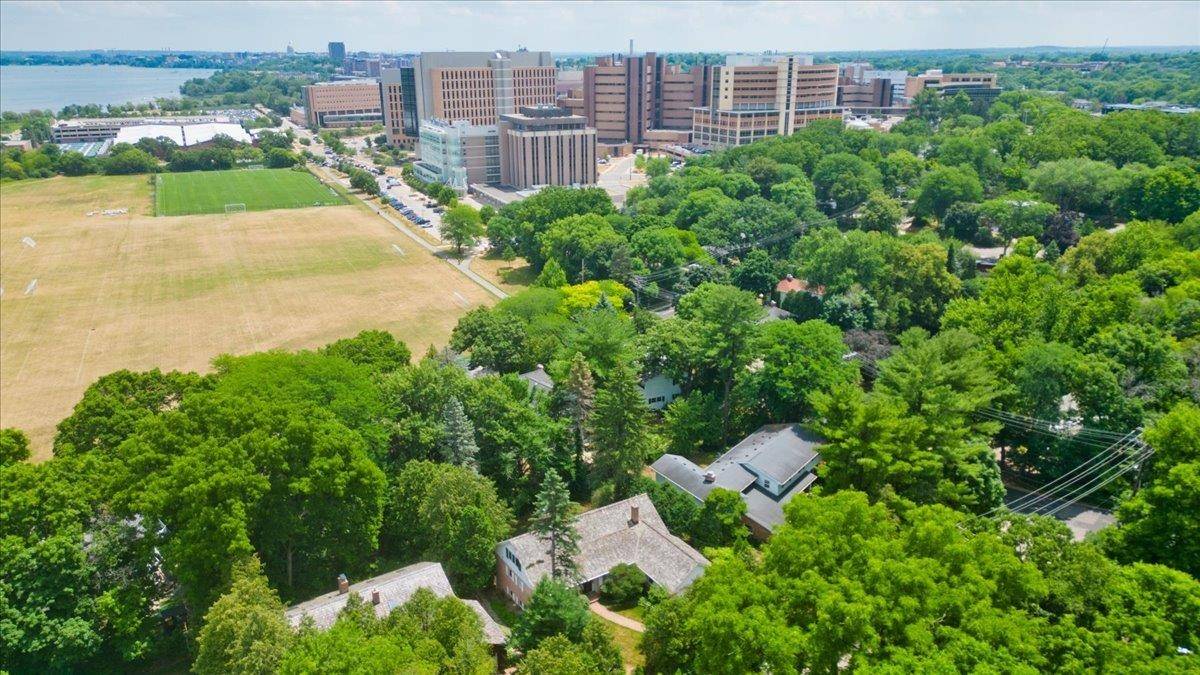Madison, WI 53705,1107 Wellesley Road