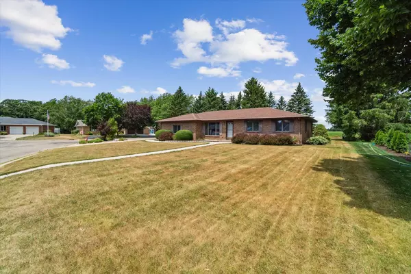 1250 Surrey Drive, Milton, WI 53563