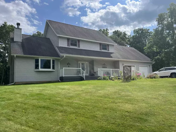 Warrens, WI 54666,21733 Clay Avenue