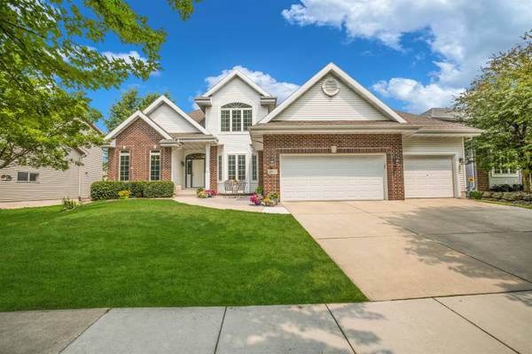 607 Pleasant Valley Parkway, Waunakee, WI 53597
