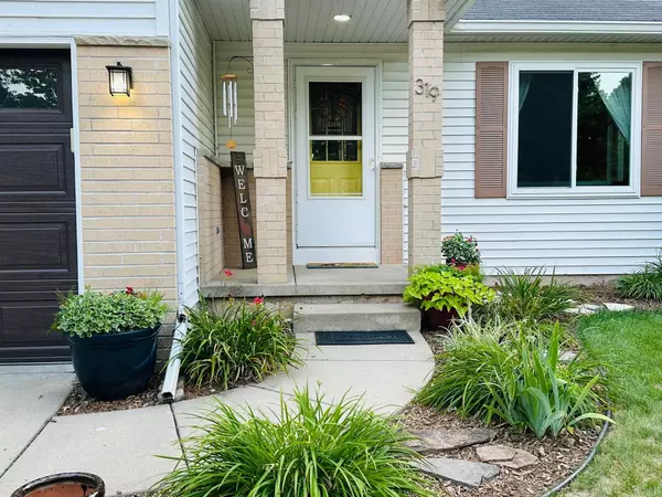 Cottage Grove, WI 53527,319 Tanglewood Court