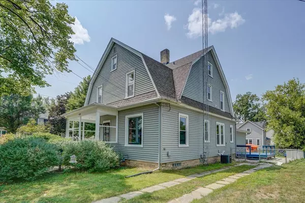 Watertown, WI 53094,400 Dewey Avenue