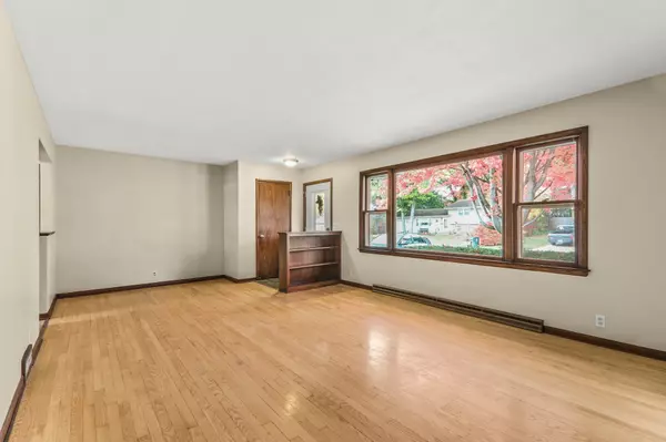 Sun Prairie, WI 53590,851 Laura Street