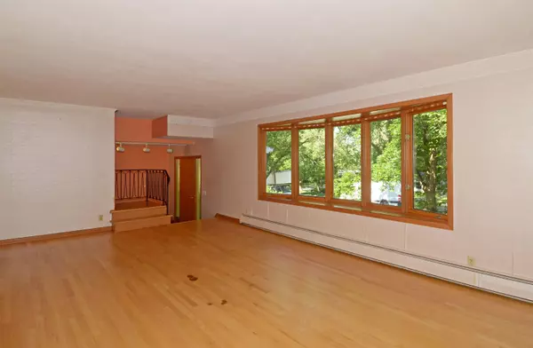 Madison, WI 53705,122 Nautilus Drive