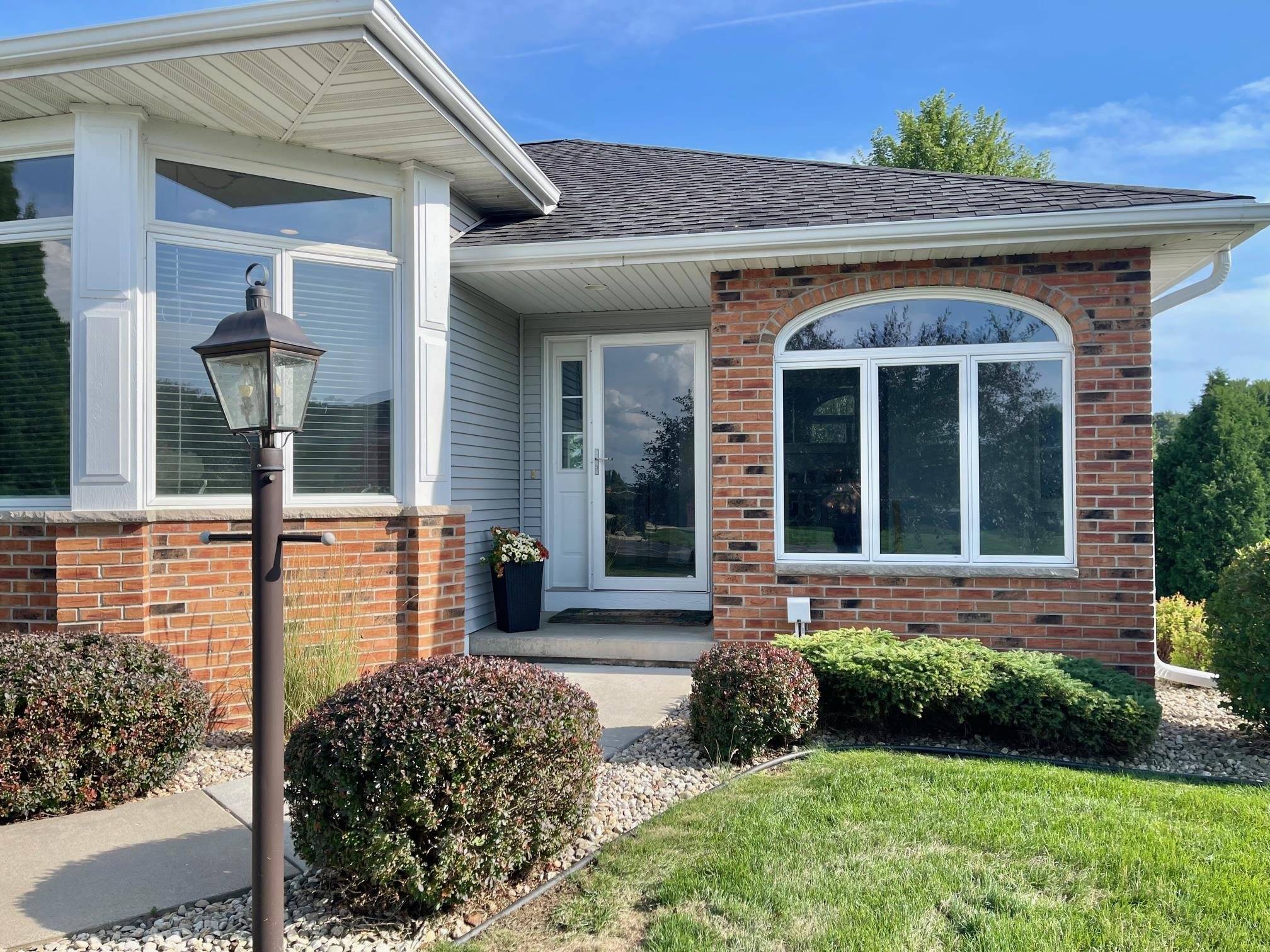 Oregon, WI 53575,821 Charles Court #18