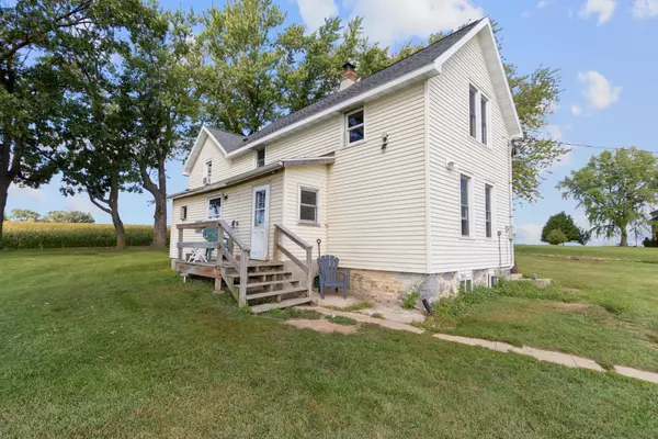 Waterloo, WI 53594,W12041 Sullivan Road