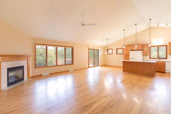 Middleton, WI 53562,7464 Ellington Court