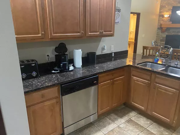 Wisconsin Dells, WI 53965,2411 RIVER Road #2444