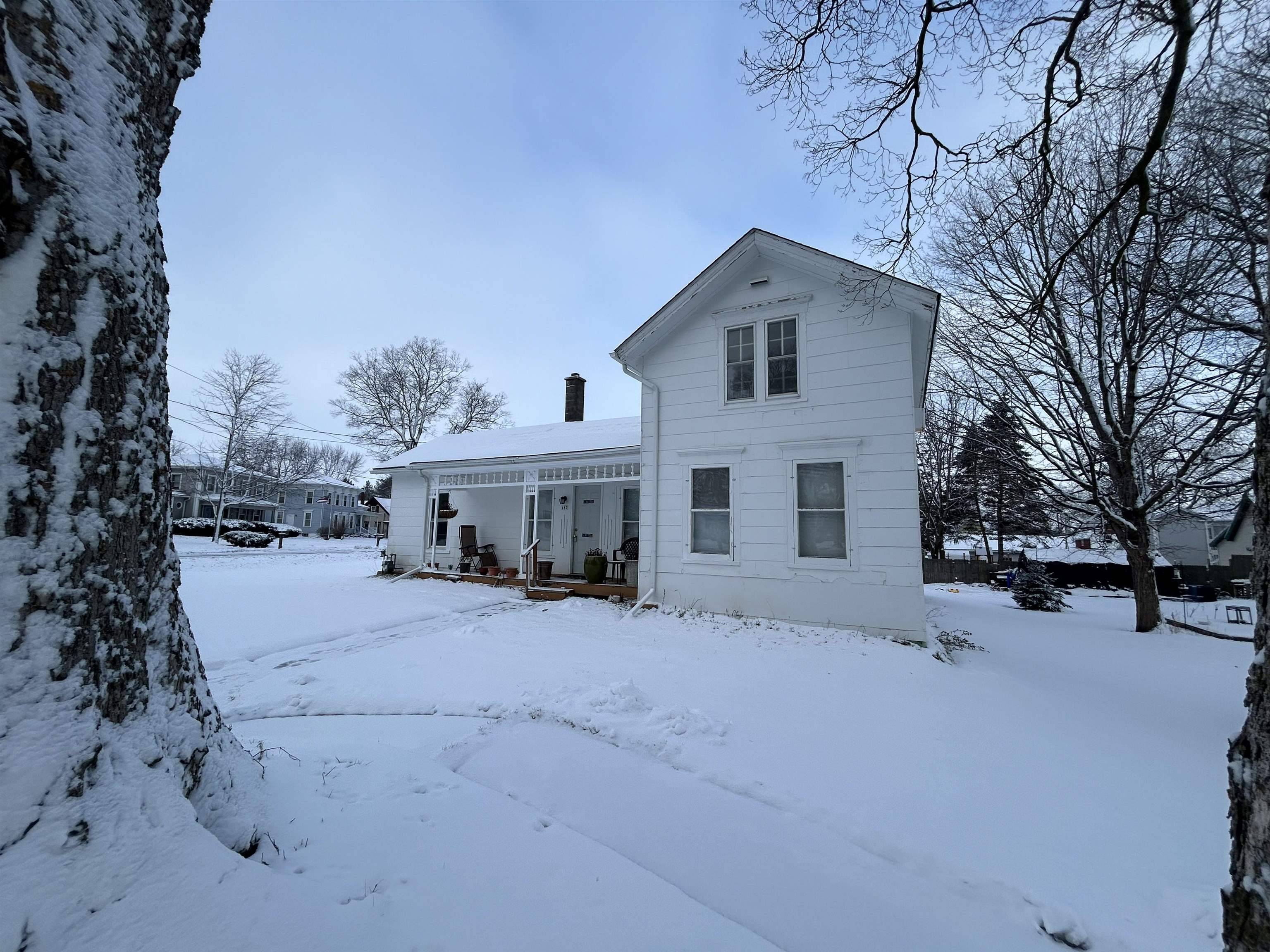 187 Garden Street, Sharon, WI 53585