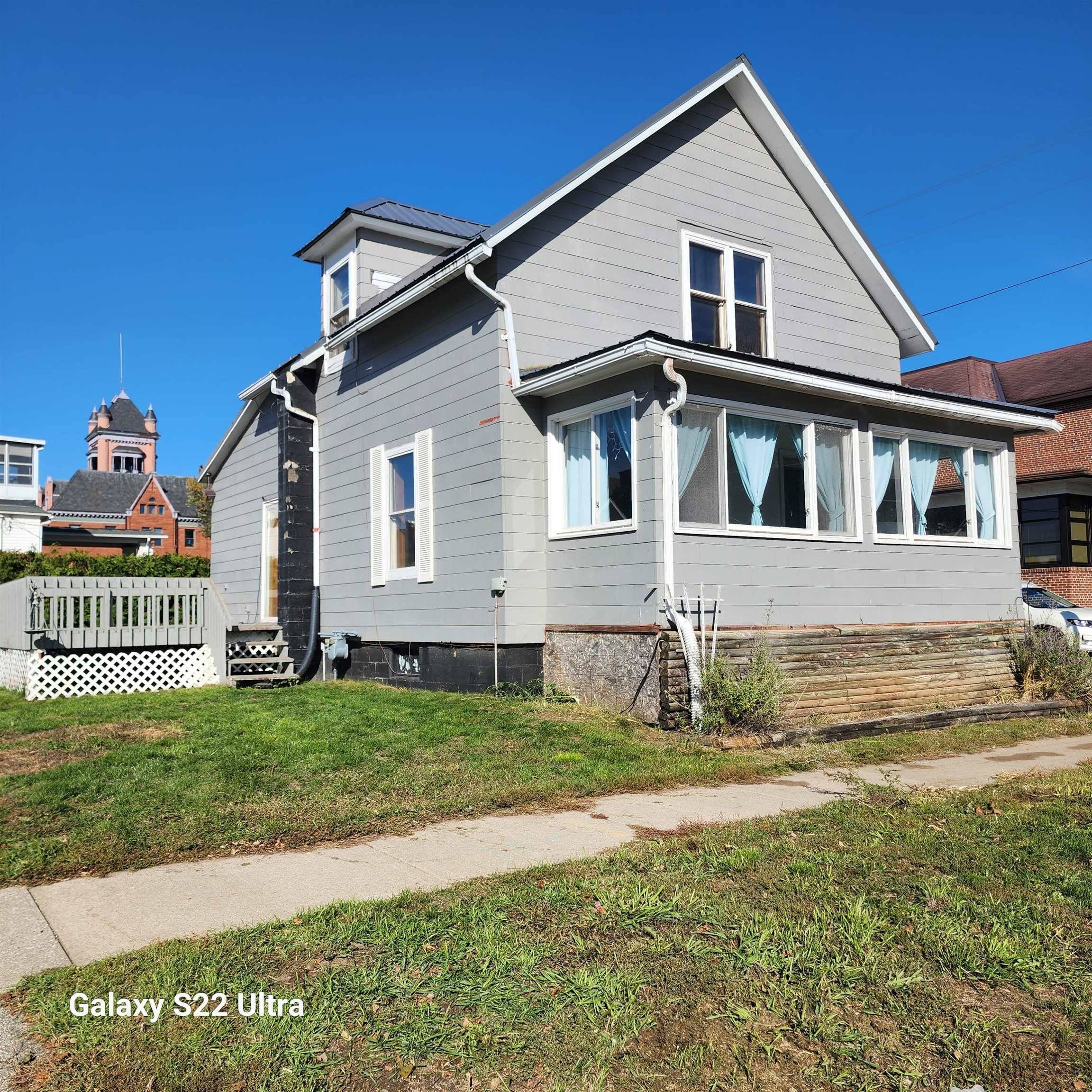 208 Jefferson Avenue, Sparta, WI 54656-2002