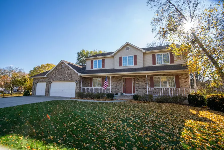 504 Old Indian Mound Trail, Sun Prairie, WI 53590