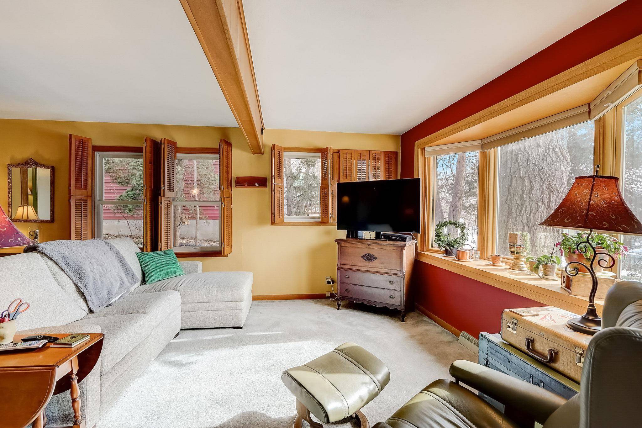 Middleton, WI 53562,5810 Roosevelt Street