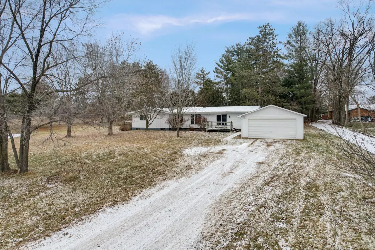 Merrimac, WI 53561,S7516 Oak Road