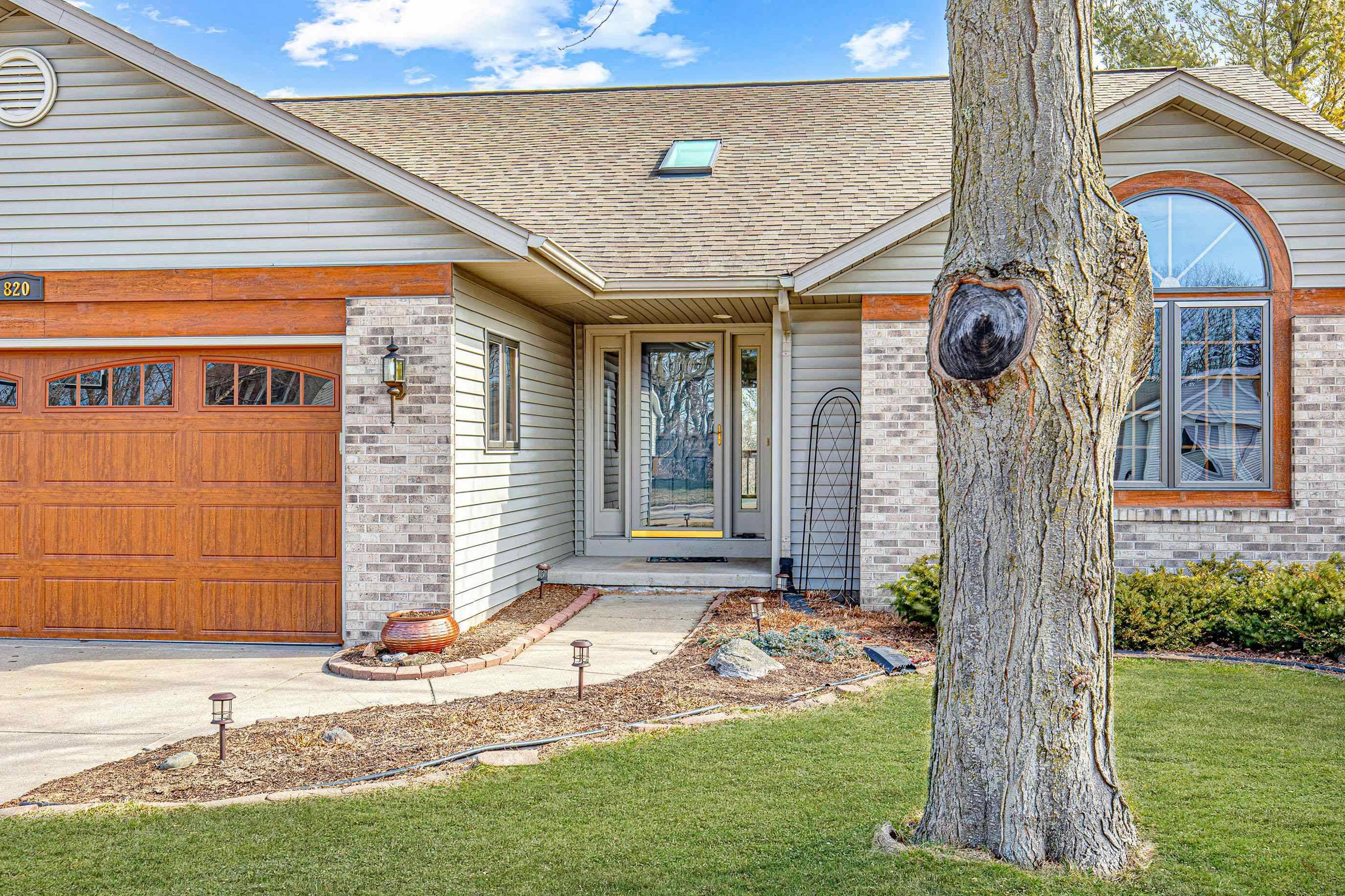 Waterloo, WI 53594,820 HERRON Court