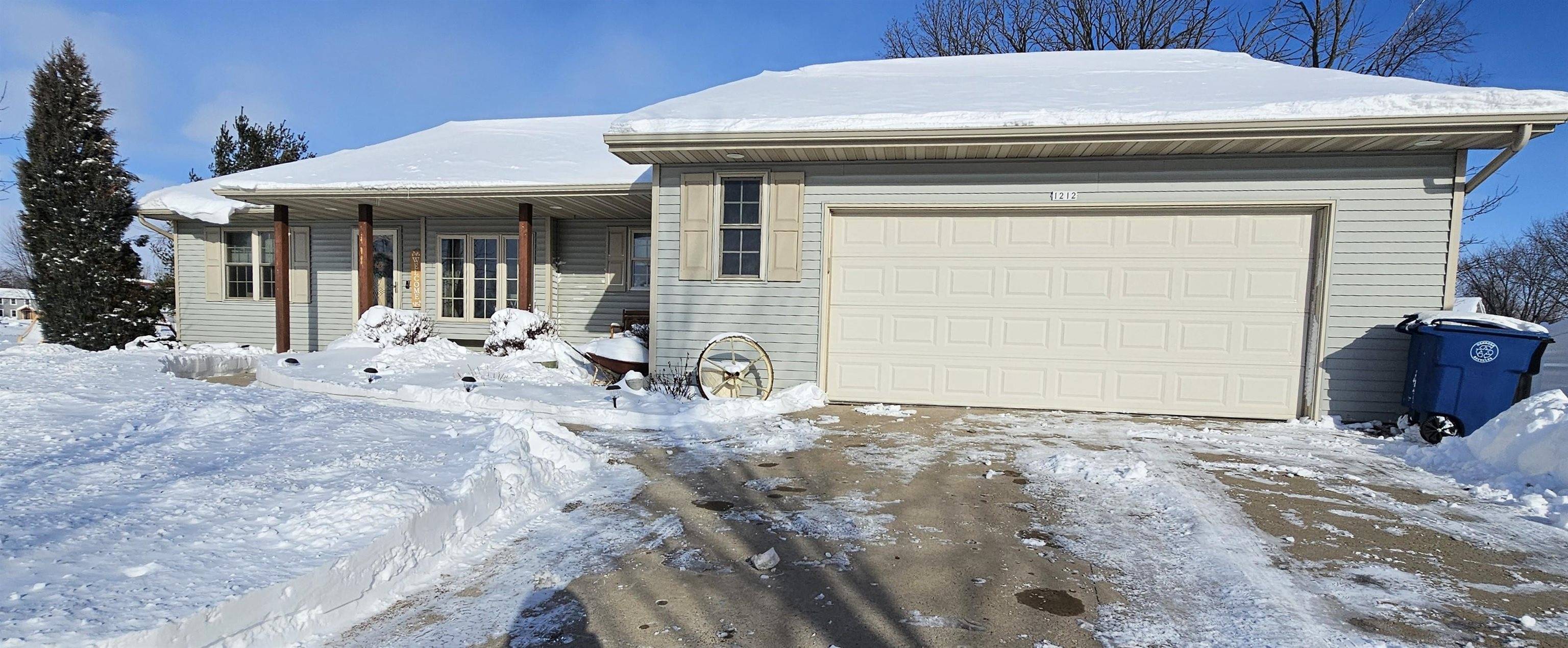 1212 Fairfax Street, Oshkosh, WI 54904